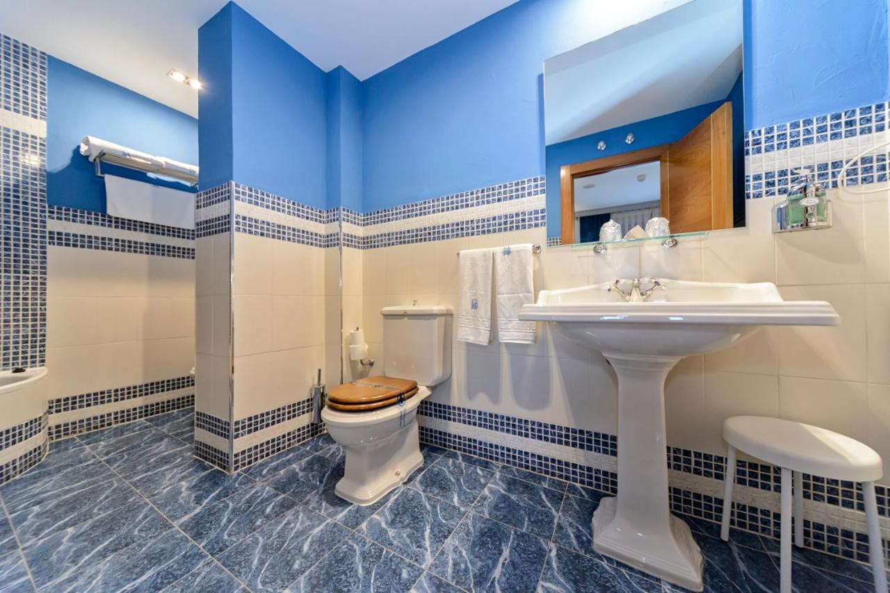 אבחאר Hotel La Barrosa מראה חיצוני תמונה