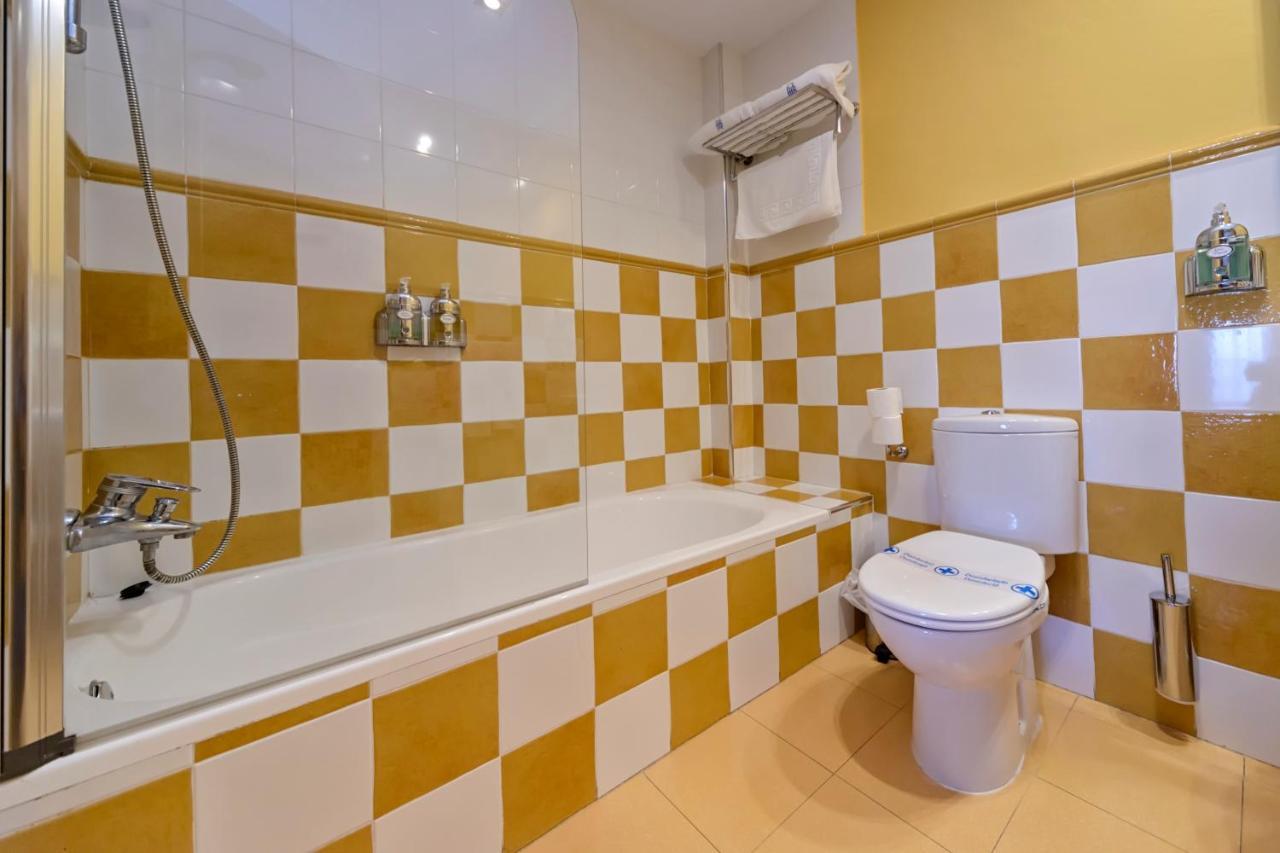 אבחאר Hotel La Barrosa מראה חיצוני תמונה