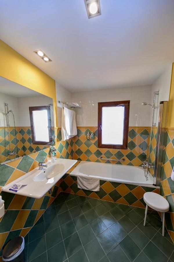 אבחאר Hotel La Barrosa מראה חיצוני תמונה