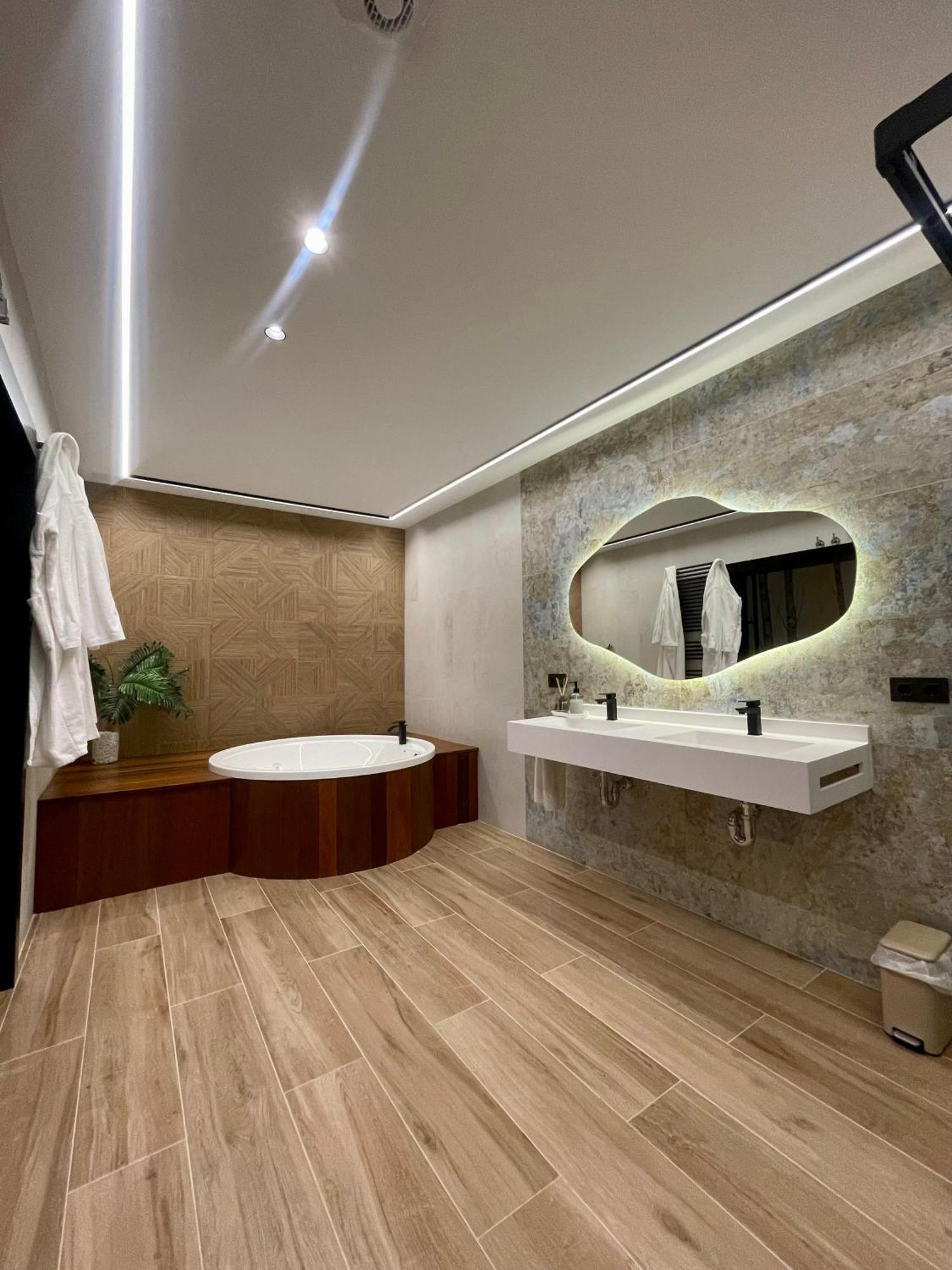 אבחאר Hotel La Barrosa מראה חיצוני תמונה