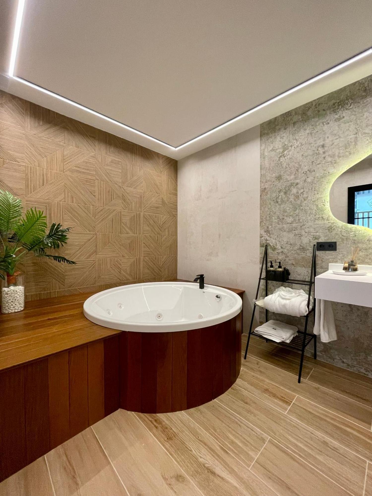 אבחאר Hotel La Barrosa מראה חיצוני תמונה